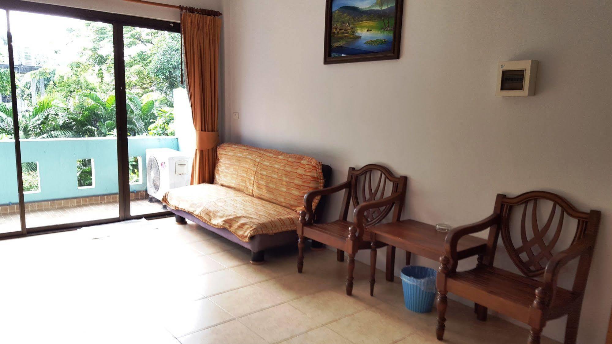 Holiday Guest House Praia de Chaweng Exterior foto