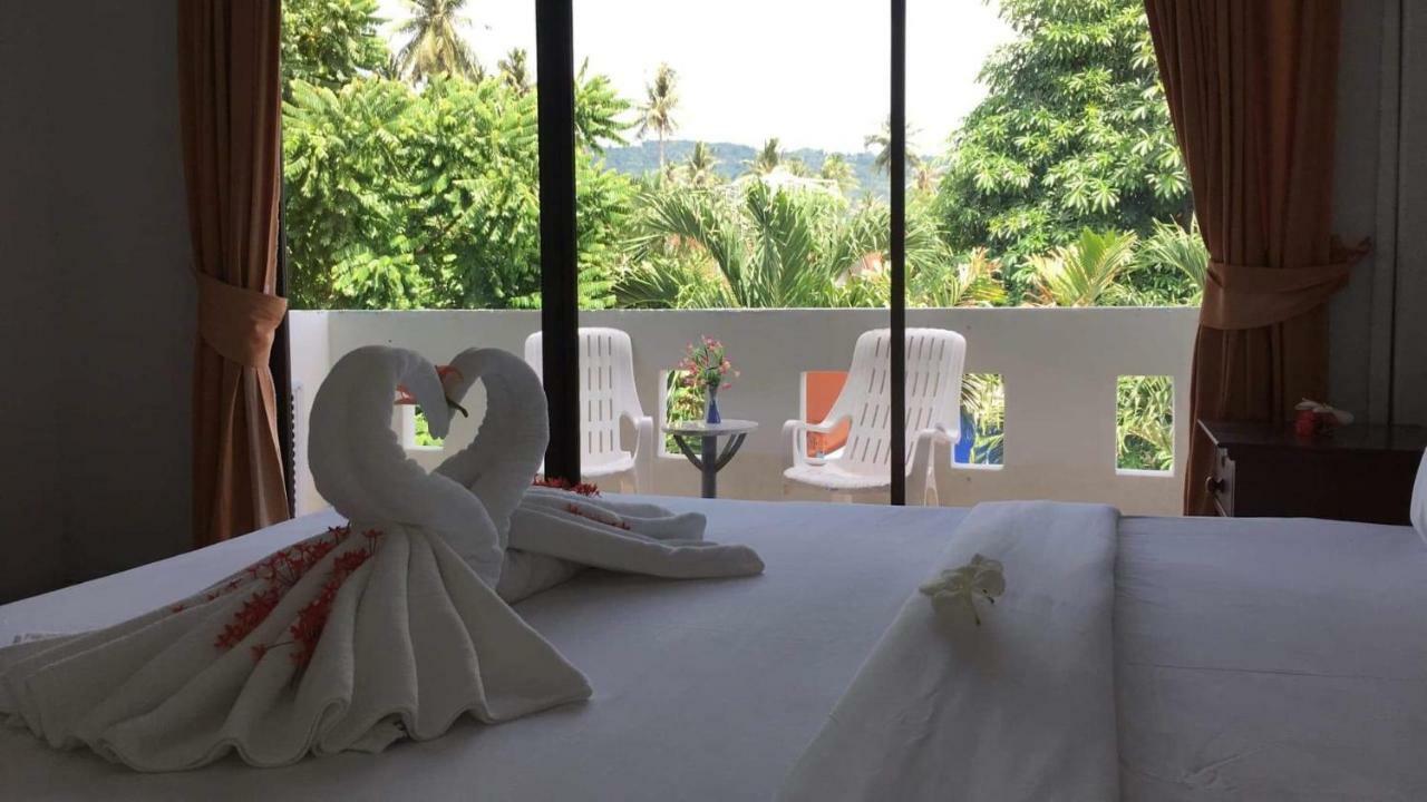 Holiday Guest House Praia de Chaweng Exterior foto