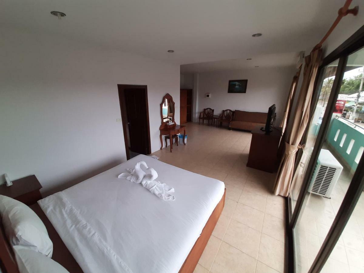 Holiday Guest House Praia de Chaweng Exterior foto